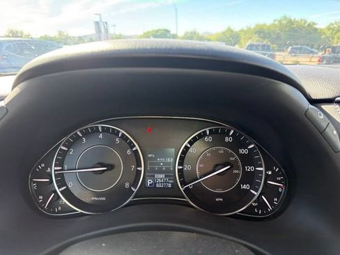 Used 2017 Nissan Armada Platinum w/ Interior Lighting Package AWD/4WD image 21