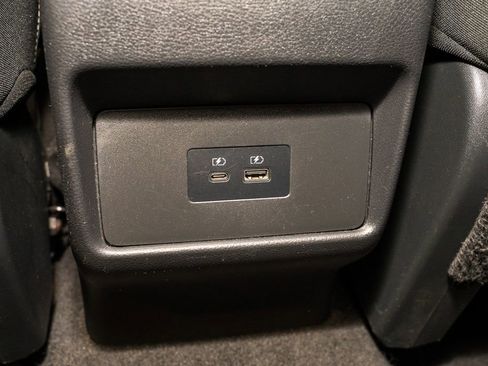 Used 2022 Nissan Rogue SV image 7