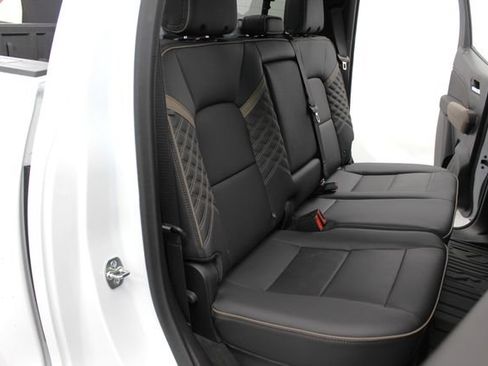 New 2026 GMC Canyon Denali AWD/4WD image 27
