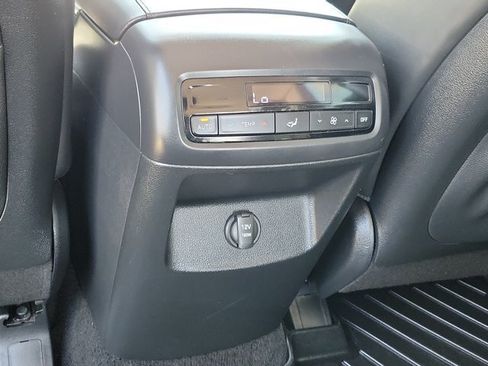 Certified 2024 Hyundai Palisade SEL FWD image 23