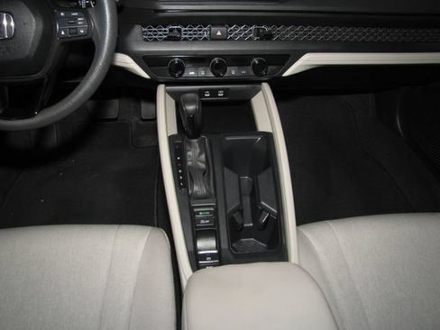 Certified 2024 Honda Accord LX image 15