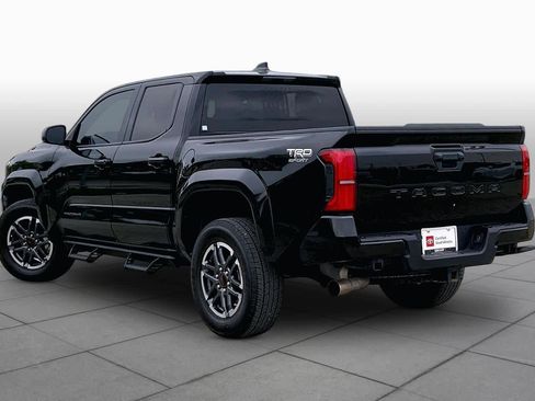 Used 2025 Toyota Tacoma TRD Sport RWD image 12