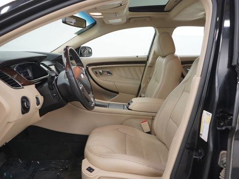Used 2015 Ford Taurus Limited FWD image 20
