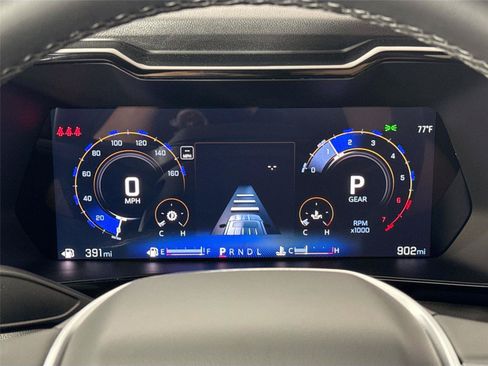Used 2026 Chevrolet Colorado LT RWD image 19