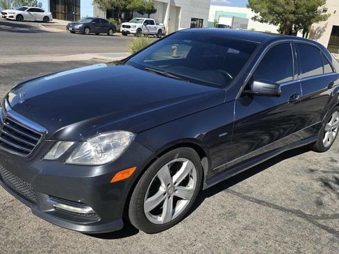 Used 2012 Mercedes-Benz E 350 BlueTEC Sedan image 4