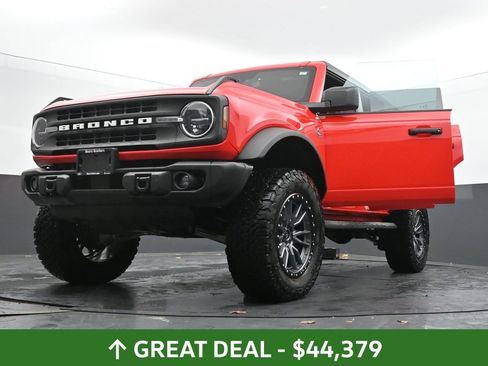 Used 2023 Ford Bronco Black Diamond image 54