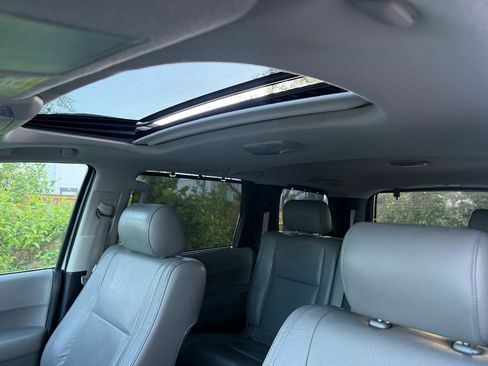 Used 2010 Toyota Sequoia Limited AWD/4WD image 70