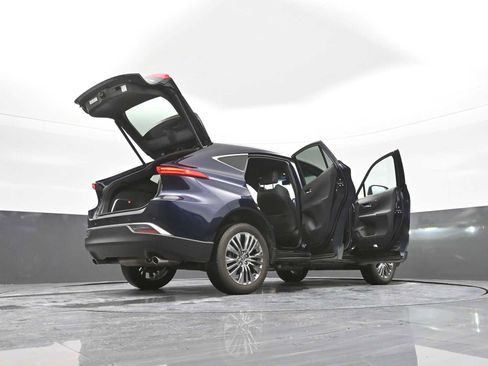 Used 2024 Toyota Venza Limited image 50