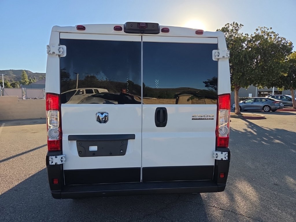 Used 2025 RAM ProMaster 2500 w/ U-Haul Equipment Group FWD image 4