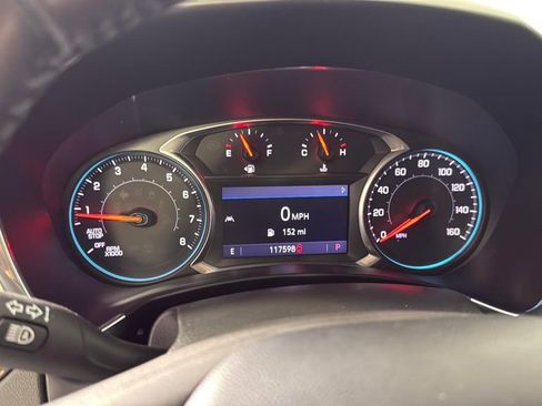 Used 2020 Chevrolet Equinox Premier image 19