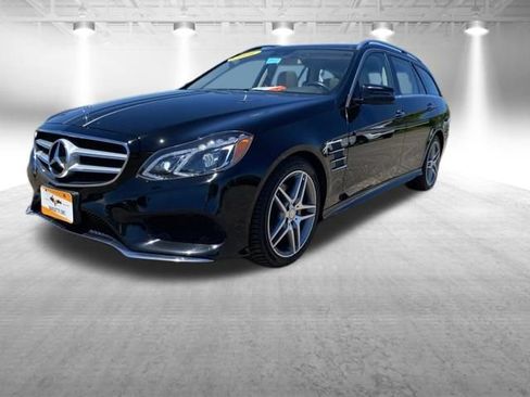 Used 2016 Mercedes-Benz E 350 4MATIC Wagon image 11