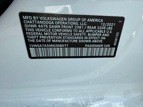Used 2022 Volkswagen Passat 2.0T SE FWD image 32