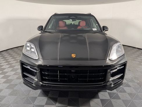 New 2026 Porsche Cayenne GTS AWD/4WD image 10
