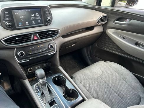 Used 2020 Hyundai Santa Fe SE FWD image 11