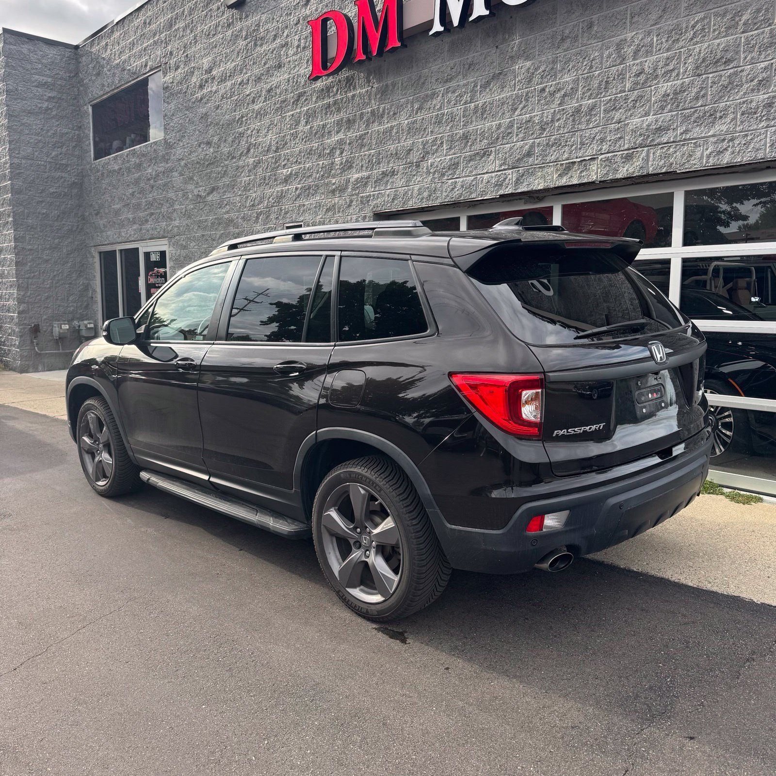Used 2021 Honda Passport Touring image 3