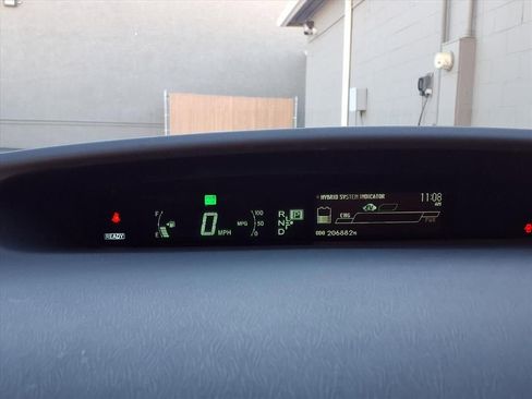 Used 2015 Toyota Prius Three w/ Preferred Accessory Package image 12