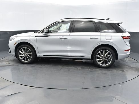 New 2026 Lincoln Corsair Grand Touring image 2