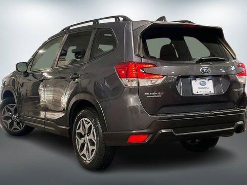 Used 2023 Subaru Forester Premium image 12