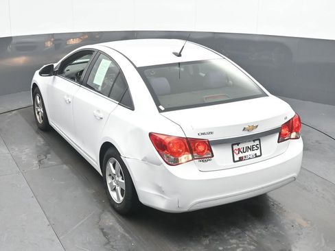 Used 2014 Chevrolet Cruze LT image 20