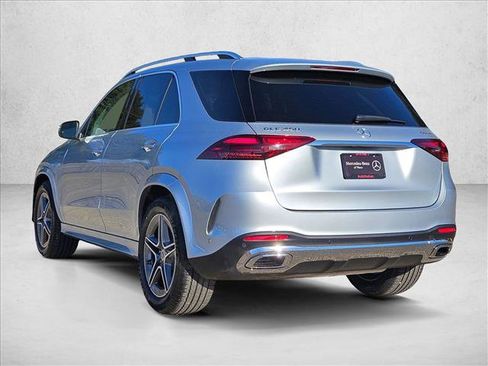 Certified 2026 Mercedes-Benz GLE 450 4MATIC image 9