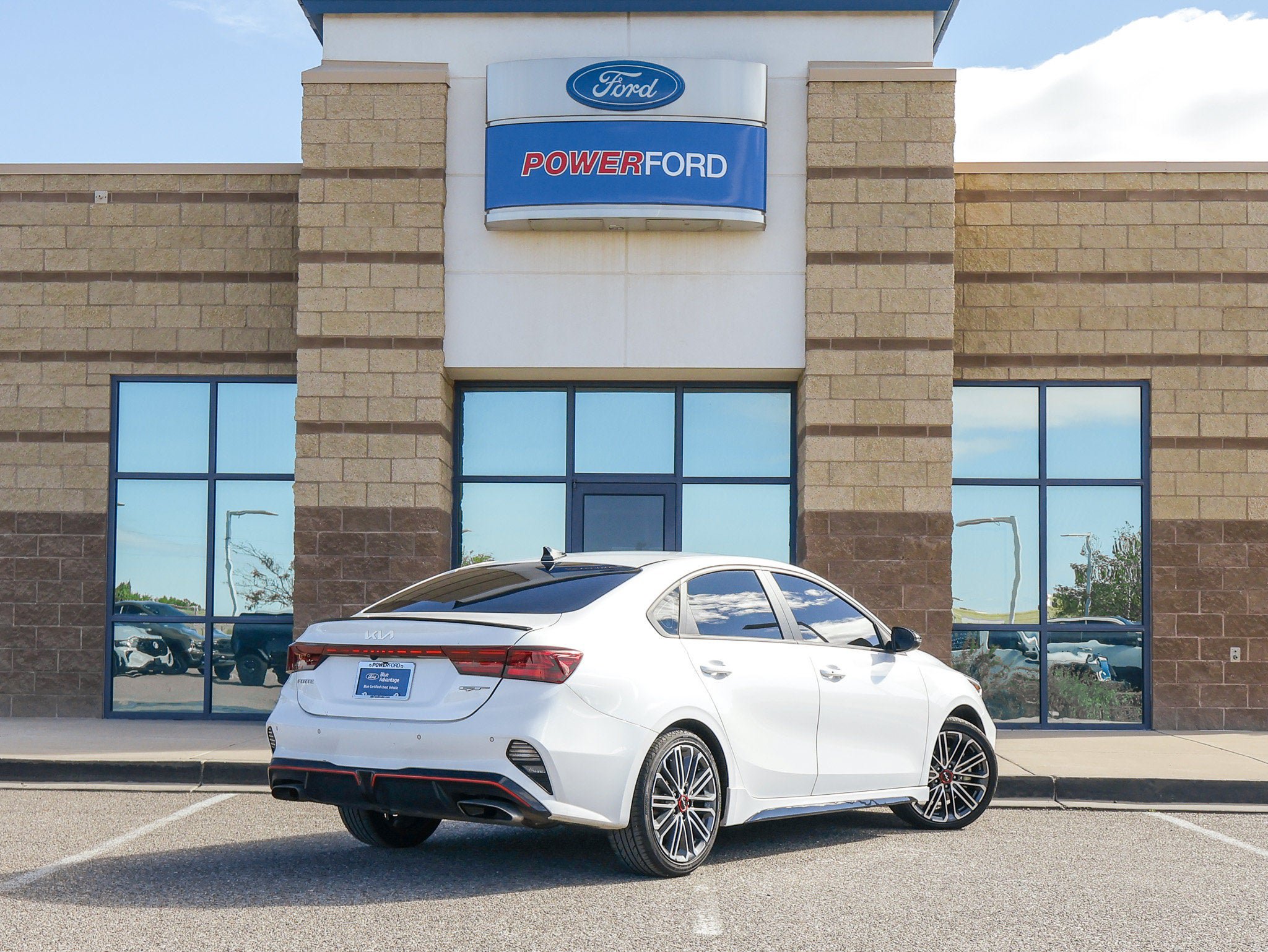 Used 2023 Kia Forte GT w/ GT2 Package FWD image 6
