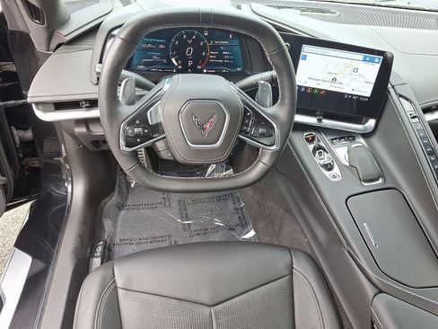 Used 2022 Chevrolet Corvette Stingray Premium Conv w/ Z51 Performance Package image 10