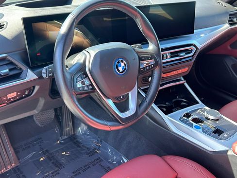 Used 2023 BMW i4 eDrive35 RWD image 13