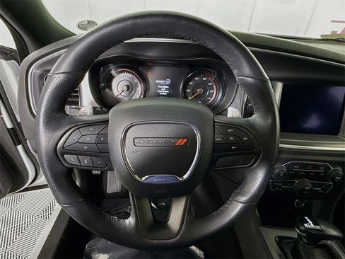 Used 2020 Dodge Charger SXT w/ Blacktop Package image 21