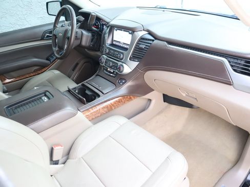 Used 2017 Chevrolet Suburban Premier AWD/4WD image 53