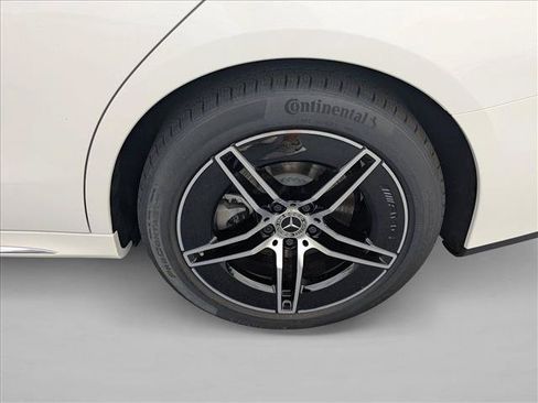 Used 2026 Mercedes-Benz E 350 4MATIC Sedan image 9