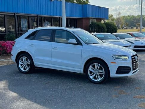 Used 2018 Audi Q3 2.0T Premium w/ Convenience Package image 8