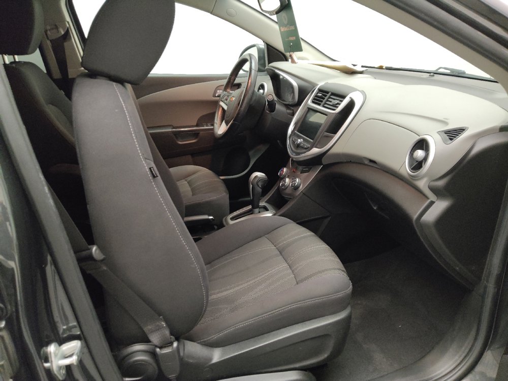 Used 2019 Chevrolet Sonic LT w/ Convenience Package FWD image 21