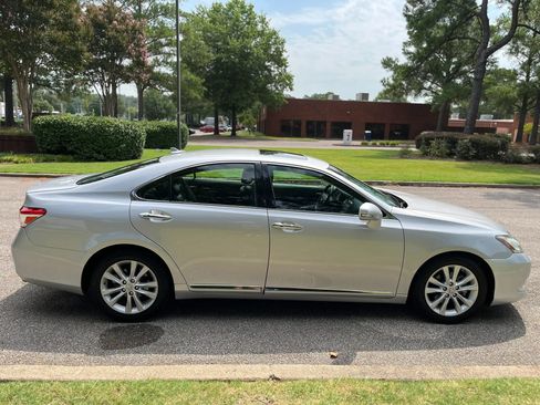 Used 2011 Lexus ES 350 FWD image 6