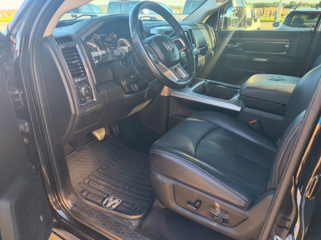 Used 2018 RAM 3500 Laramie AWD/4WD image 17