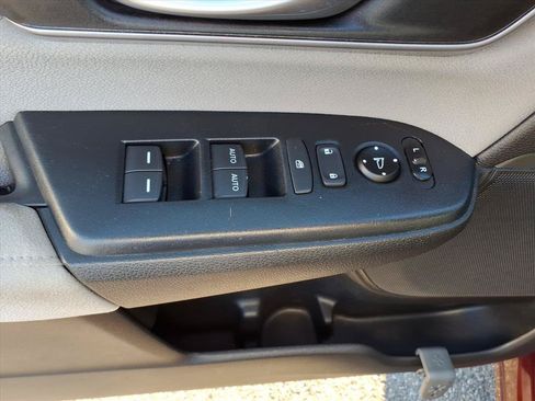 Used 2018 Honda CR-V EX image 25