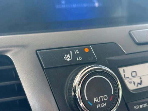 Used 2016 Honda Odyssey Touring Elite image 26