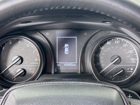 Used 2024 Toyota Camry SE FWD image 14