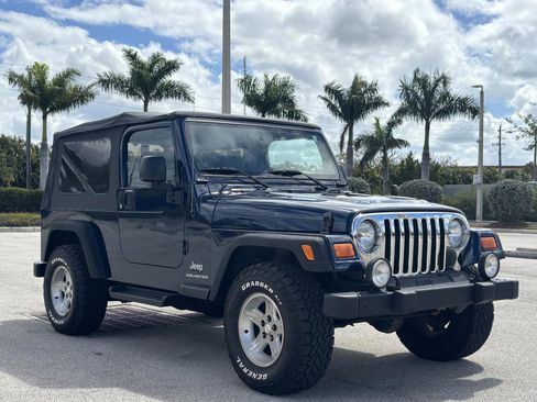 Used 2005 Jeep Wrangler Unlimited image 4