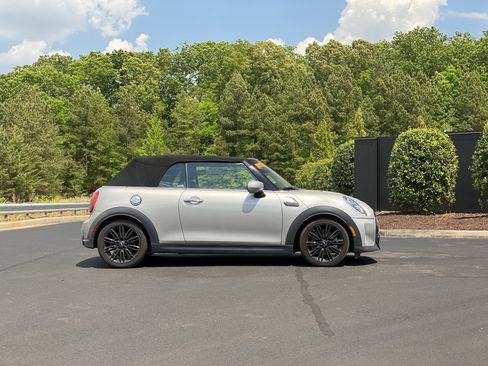 Used 2024 MINI Cooper S FWD image 23