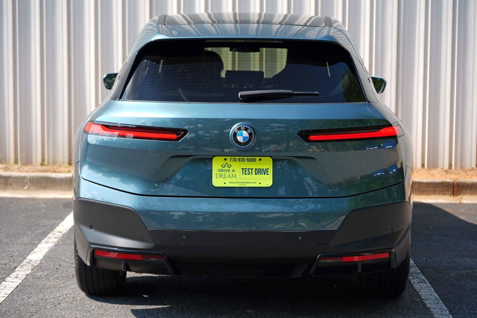 Used 2024 BMW iX xDrive50 w/ Convenience Package AWD/4WD image 54