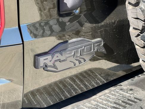 New 2025 Ford Bronco Raptor image 28