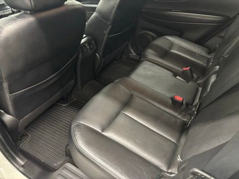 Used 2017 Nissan Rogue SL image 12