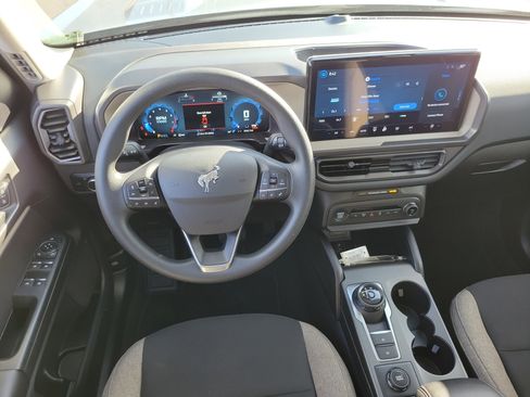 Used 2025 Ford Bronco Sport Big Bend image 4