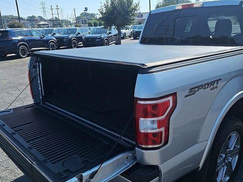 Used 2018 Ford F150 XLT w/ Equipment Group 302A Luxury AWD/4WD image 24