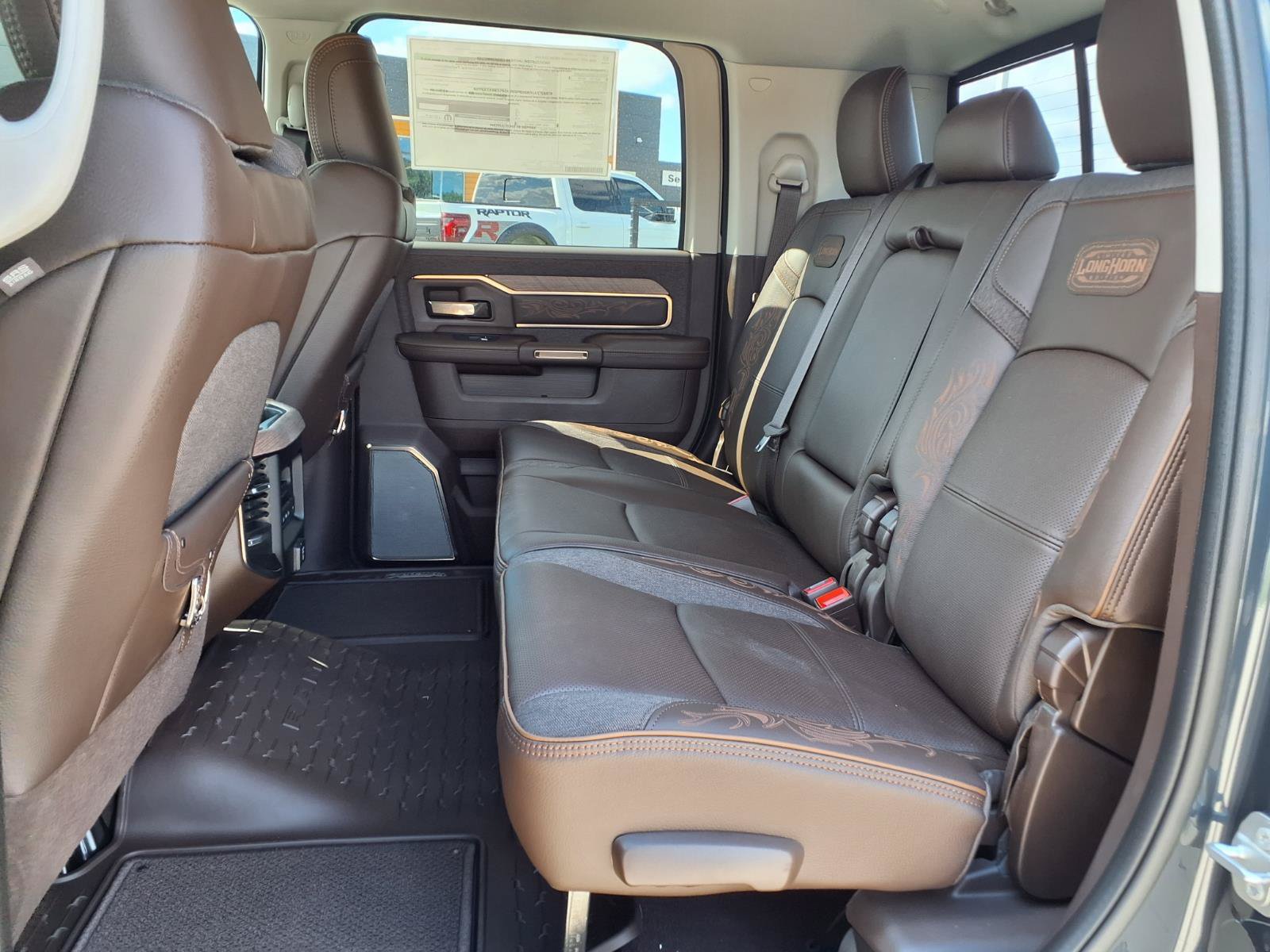 New 2027 RAM 2500 Limited AWD/4WD image 18
