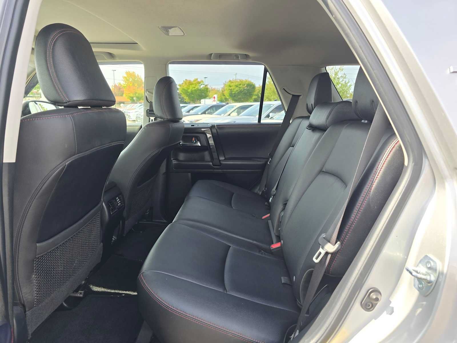 Certified 2021 Toyota 4Runner TRD Off-Road Premium w/ Moonroof Package AWD/4WD image 16