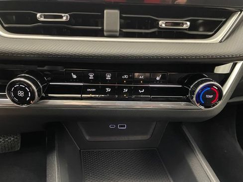 New 2026 Chevrolet Equinox LT AWD/4WD image 6