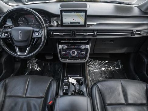 Used 2020 Lincoln Corsair AWD w/ Premium Package image 19