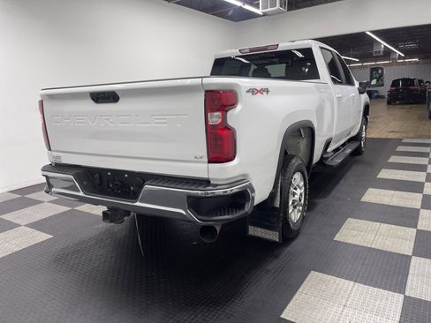Used 2024 Chevrolet Silverado 2500 LT image 5