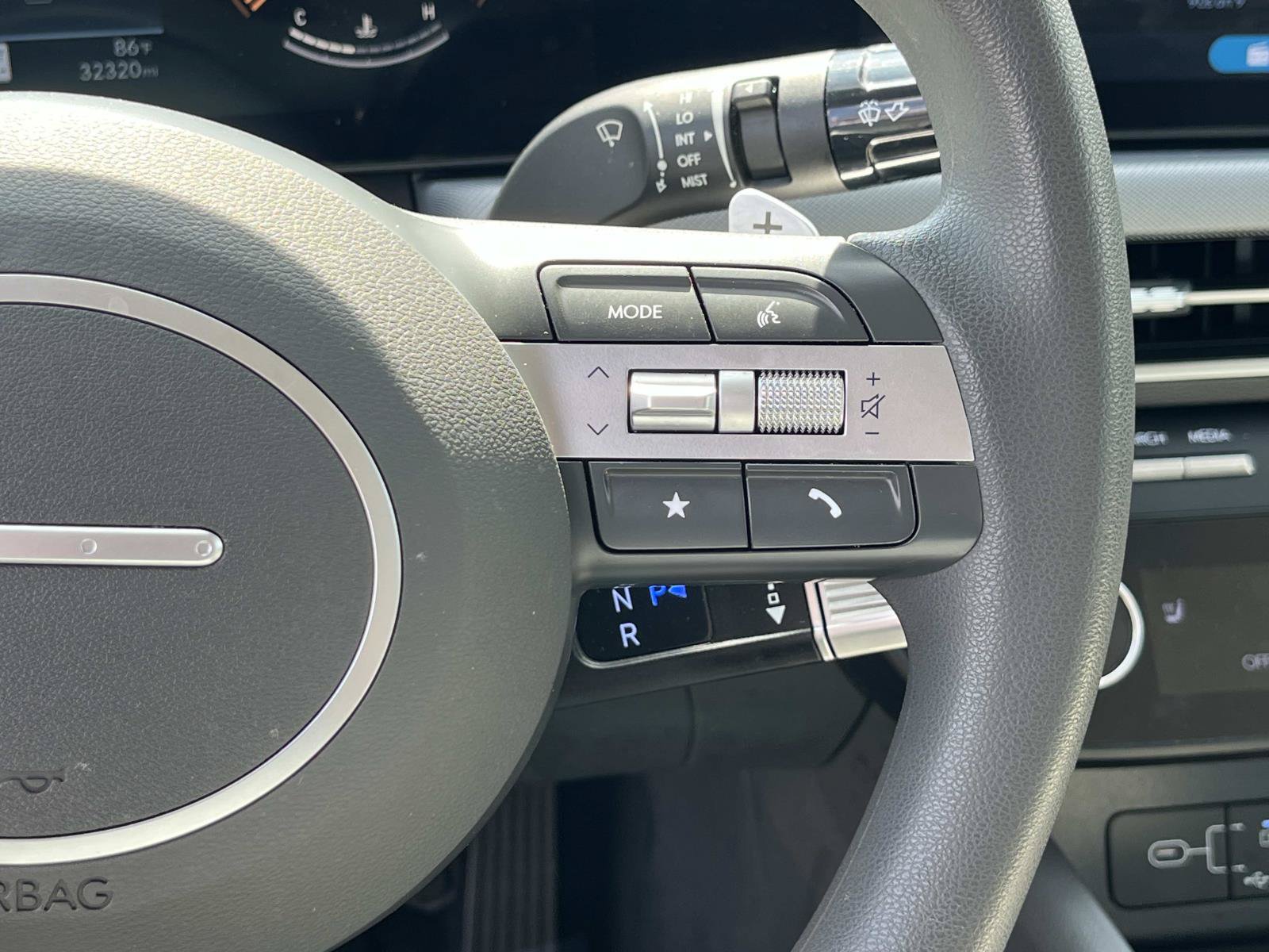 Used 2025 Hyundai Sonata SEL FWD image 28
